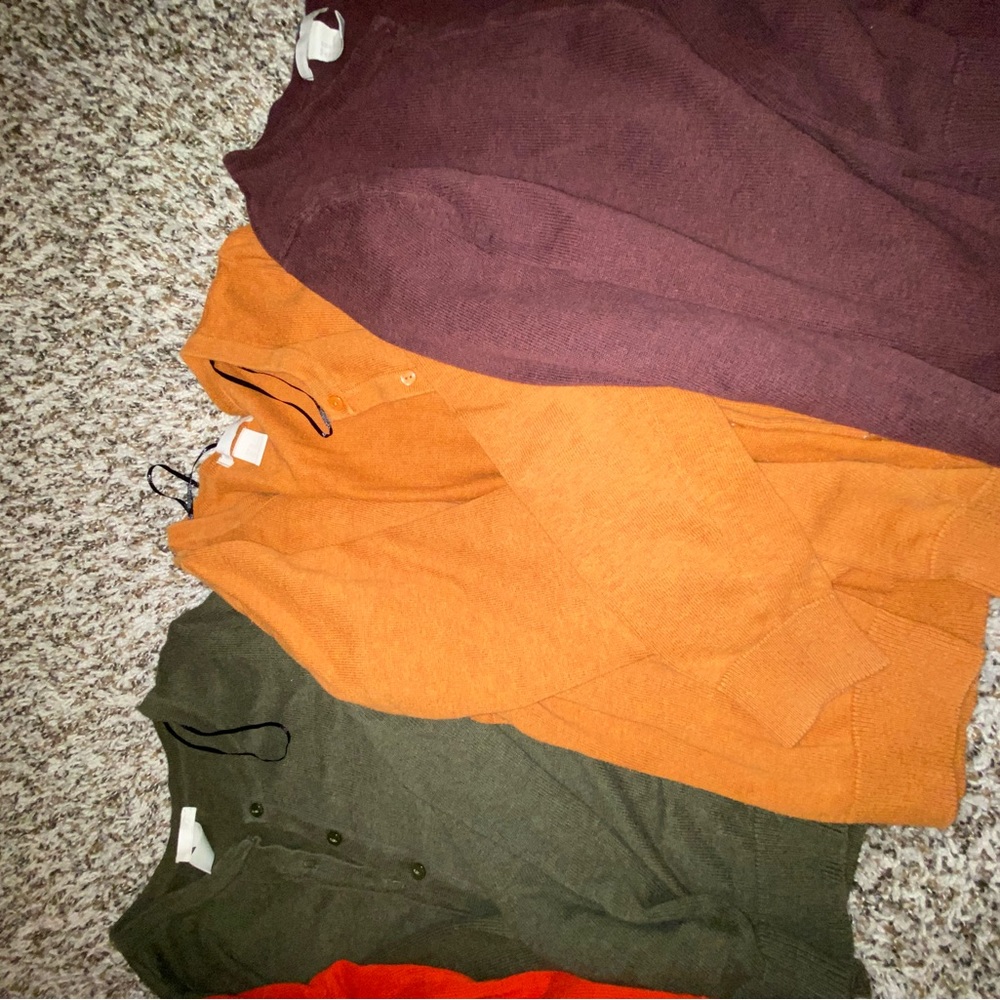 Cardigans - Picture 3 of 5